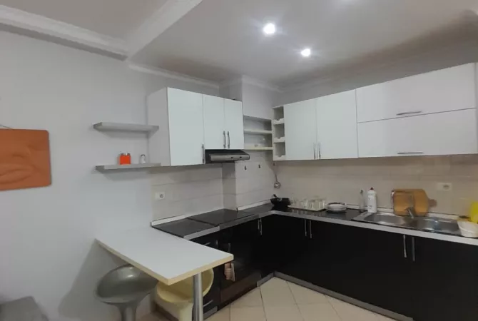 Shtepi me qera 1+1 ne Tirane - 350 Euro