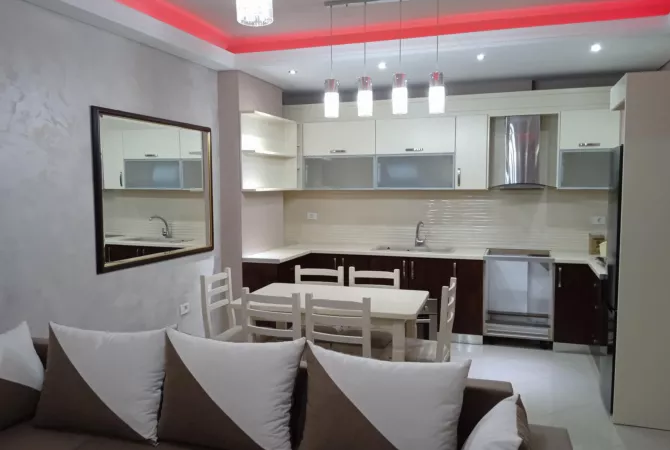Shtepi me qera 2+1 ne Tirane - 500 Euro