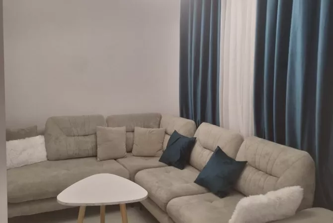 Shtepi me qera 2+1 ne Tirane - 600 Euro