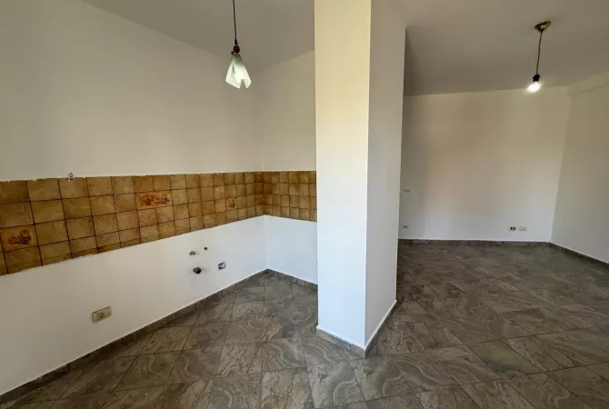 House for Sale Garsoniere in Tirana - 110,000 Euro