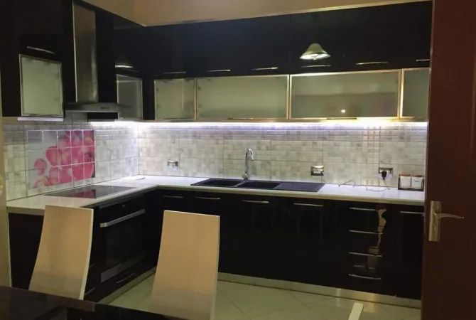 Shtepi me qera 1+1 ne Tirane - 400 Euro
