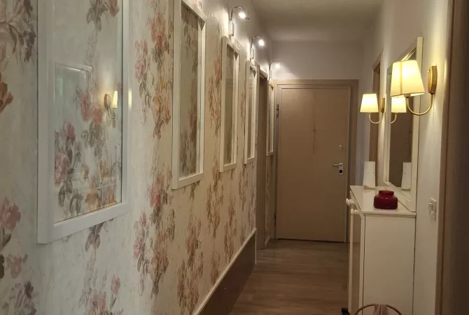 Shtepi me qera 2+1 ne Tirane - 600 Euro