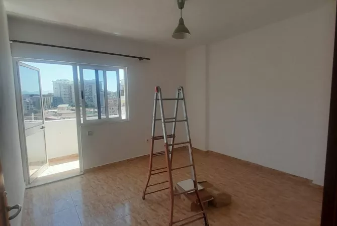Shtepi me qera 1+1 ne Tirane - 300 Euro