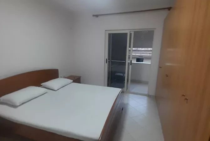 Shtepi me qera 1+1 ne Tirane - 400 Euro
