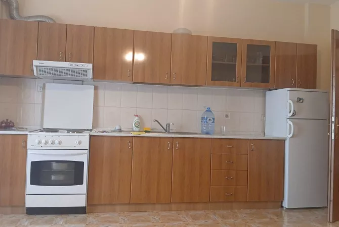 Shtepi me qera 1+1 ne Tirane - 550 Euro
