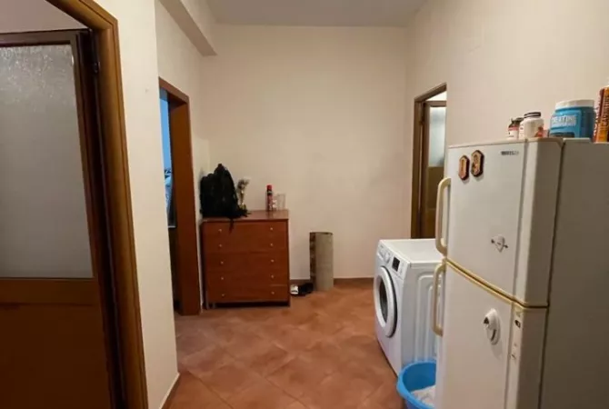 Shtepi me qera 1+1 ne Tirane - 380 Euro