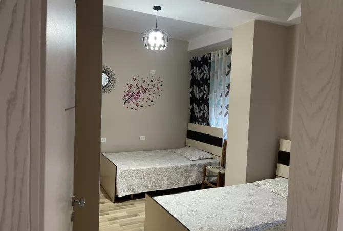 Shtepi me qera 2+1 ne Tirane - 550 Euro