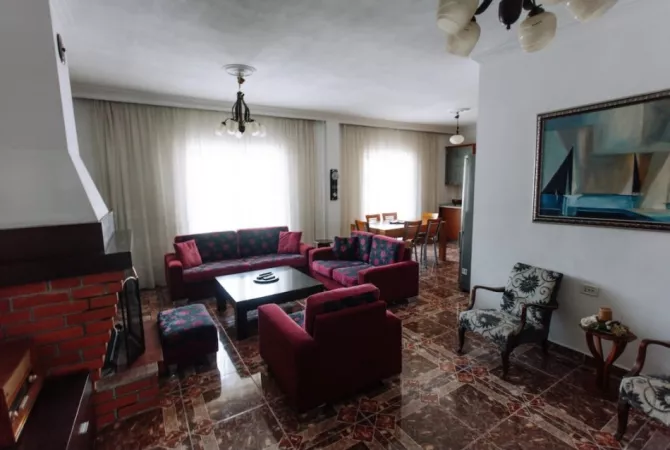 Shtepi me qera 3+1 ne Tirane - 650 Euro