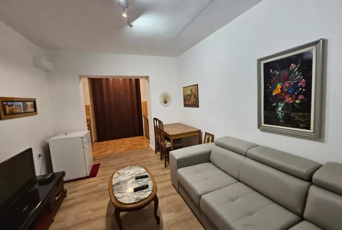 Shtepi me qera 1+1 ne Tirane - 520 Euro
