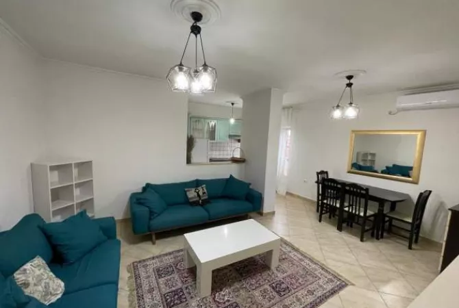 Shtepi me qera 2+1 ne Tirane - 600 Euro
