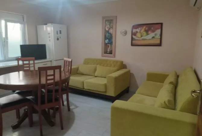 Shtepi me qera 1+1 ne Tirane - 550 Euro