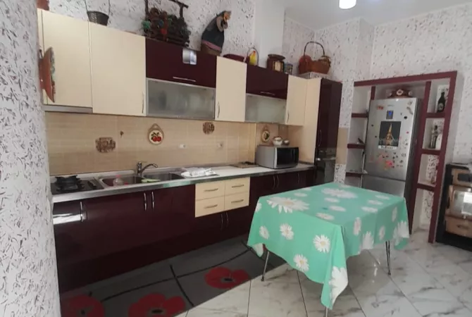 Shtepi me qera 1+1 ne Tirane - 450 Euro