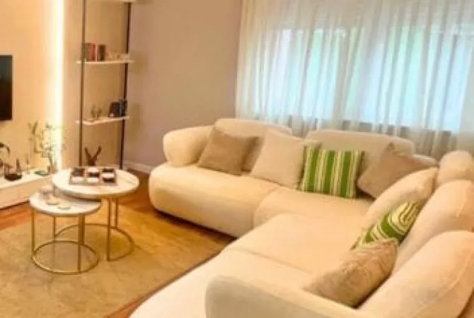 Casa in affitto 1+1 a Tirana - 1,100 Euro