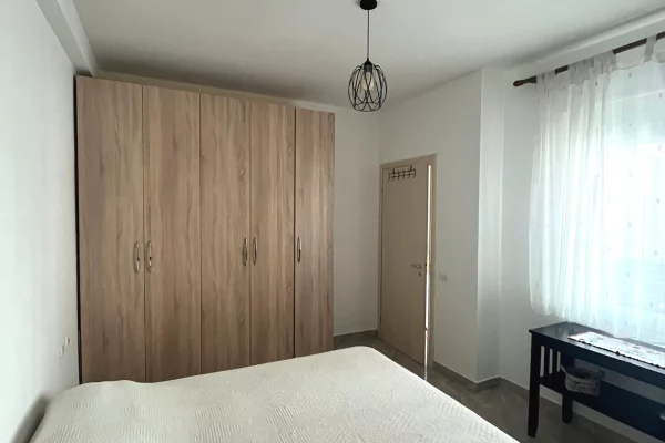Shtepi me qera 1+1 ne Tirane - 480 Euro