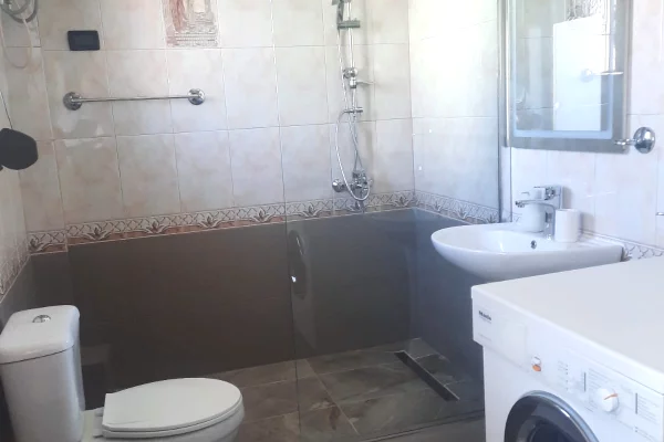 Private house for rent in Tirana 2+1, Furnished