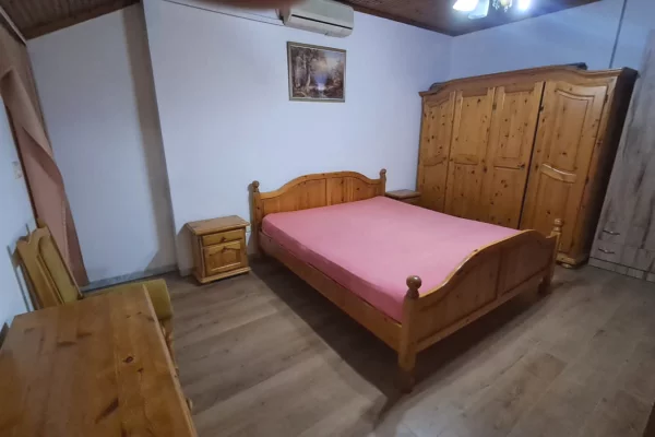 Shtepi me qera 1+1 ne Tirane - 450 Euro