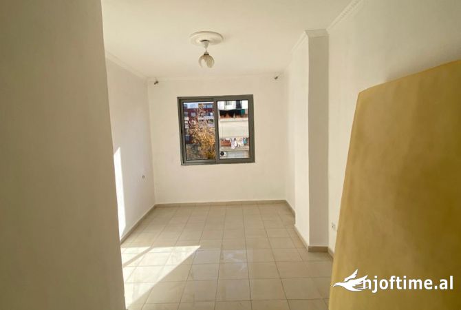Shtepi ne shitje 2+1 ne Tirane - 83,000 Euro