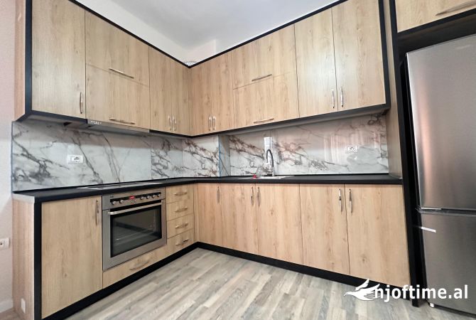 Shtepi me qera 2+1 ne Tirane - 500 Euro
