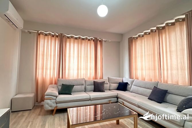 Shtepi me qera 2+1 ne Tirane - 500 Euro