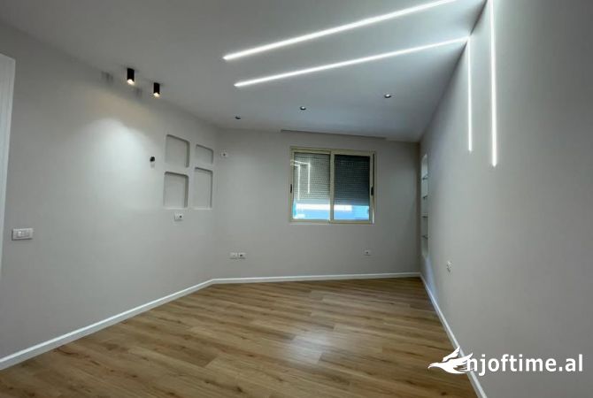 Apartament 1+1 me qera per zyra 