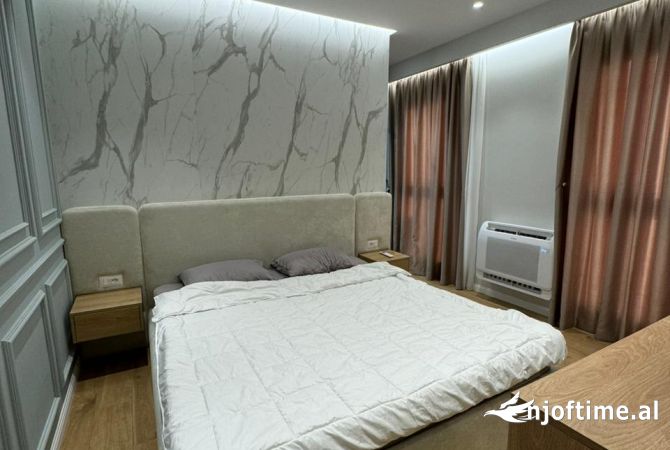 Shtepi ne shitje Apartament ne Tirane, 2+1, Mobilimi E mobiluar, Pagesa 350,000  Euro.