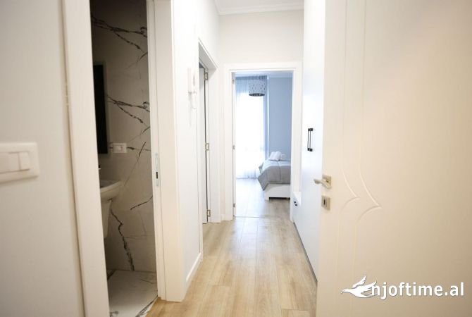 Shtepi ne shitje 1+1 ne Tirane - 350,000 Euro