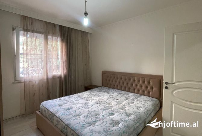 Shtepi ne shitje 1+1 ne Tirane - 99,000 Euro