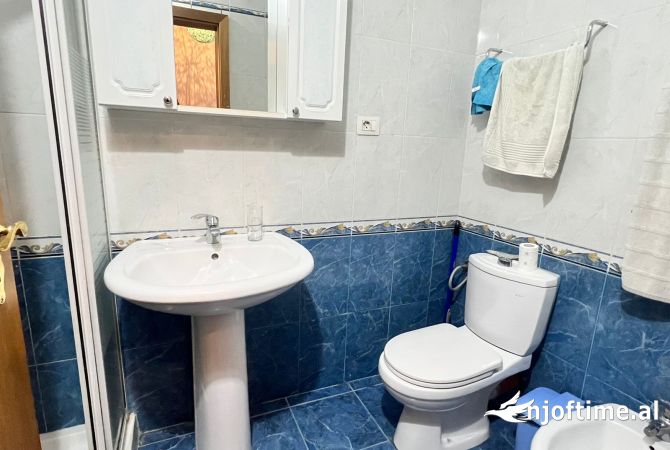 Shtepi me qera Apartament ne Tirane, 1+1, Mobilimi E mobiluar, Pagesa 500  Euro.