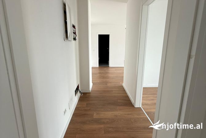 Shtepi me qera 2+1 ne Tirane - 1,500 Euro