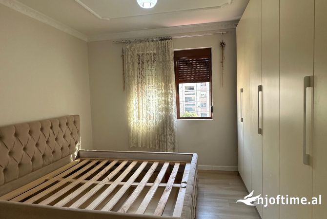 Shtepi ne shitje 1+1 ne Tirane - 90,000 Euro