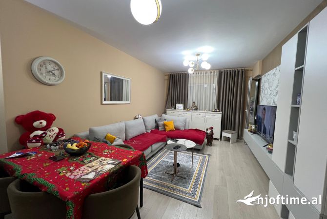 Shtepi ne shitje 2+1 ne Tirane - 195,000 Euro