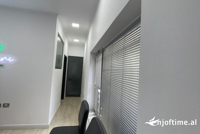 Shtepi ne shitje 1+1 ne Tirane - 90,000 Euro