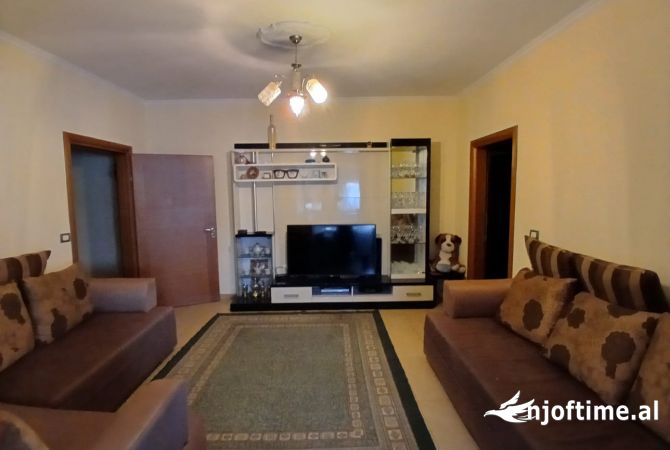 Shtepi me qera 3+1 ne Tirane - 600 Euro
