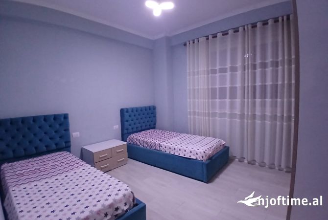 Shtepi ne shitje 1+1 ne Tirane - 180,000 Euro