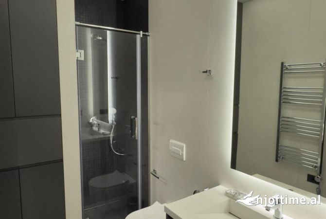 Shtepi me qera Apartament ne Tirane, 1+1, Mobilimi E mobiluar, Pagesa 1,000  Euro.