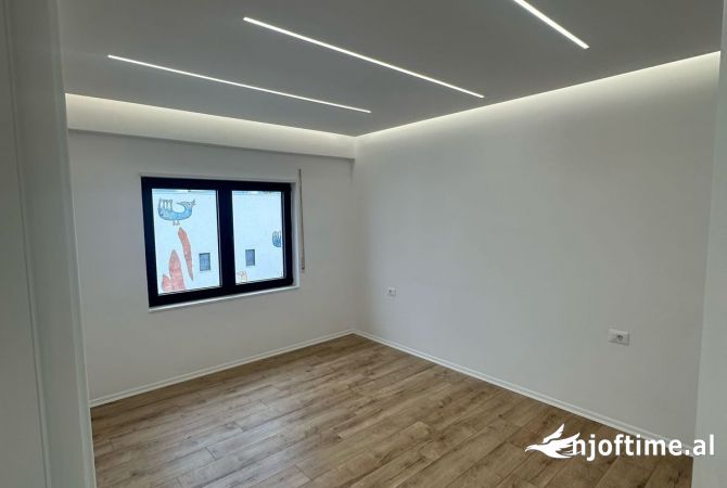 Shtepi ne shitje 1+1 ne Tirane - 130,000 Euro