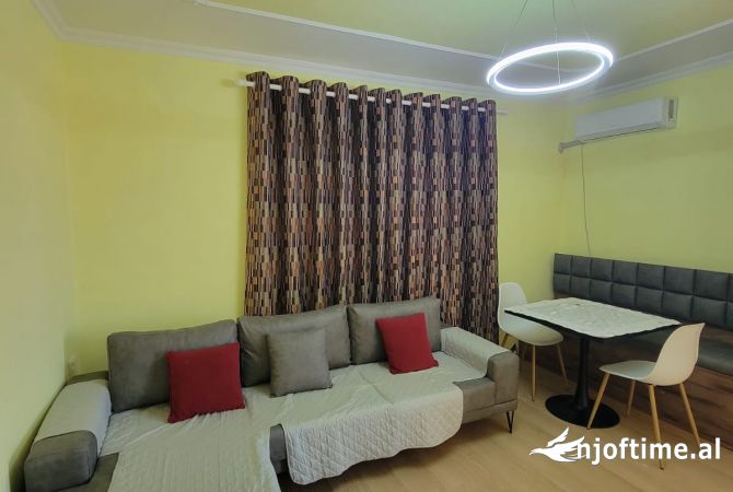 Shtepi me qera 1+1 ne Tirane - 550 Euro