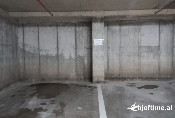 AMBIENT ZYRASH QIRA TEK LAKE VIEW