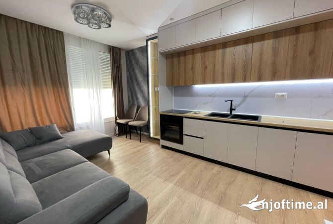 Shtepi ne shitje 1+1 ne Tirane - 120,000 Euro