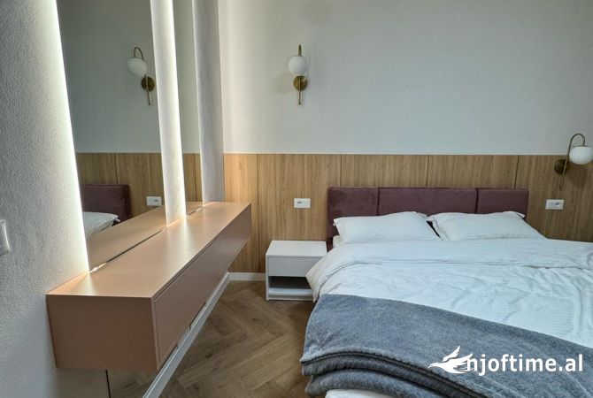 Shtepi me qera 1+1 ne Tirane - 450 Euro