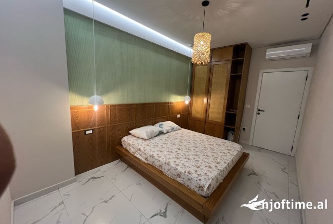Shtepi ne shitje Apartament ne Durres, 1+1, Mobilimi E mobiluar, Pagesa 110,000  Euro.