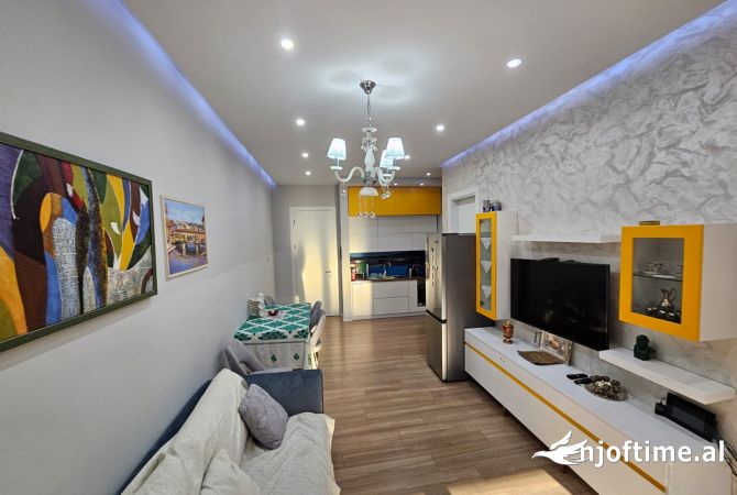 Shtepi me qera 1+1 ne Tirane - 800 Euro