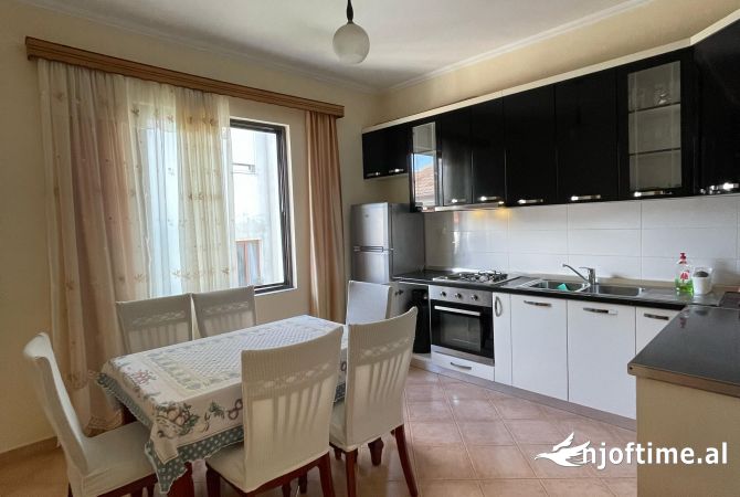 Shtepi me qera 2+1 ne Tirane - 350 Euro