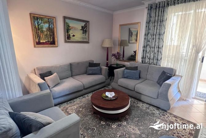 Shtepi me qera 2+1 ne Tirane - 550 Euro