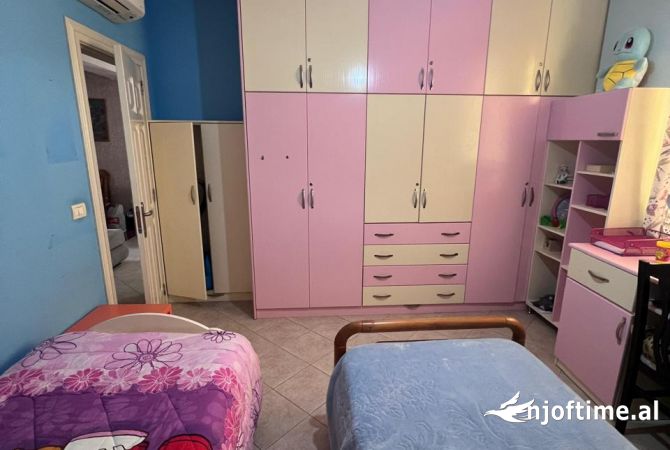 Shtepi me qera 2+1 ne Tirane - 550 Euro