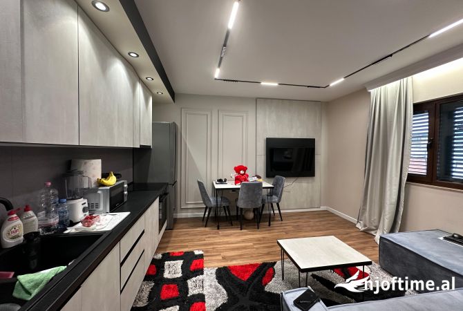 Shtepi me qera 1+1 ne Tirane - 700 Euro