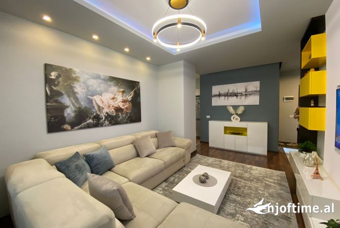 Shtepi ne shitje 2+1 ne Tirane - 160,000 Euro