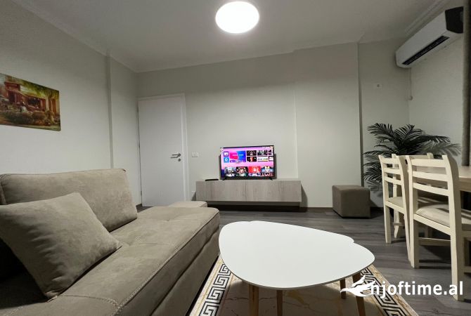 Shtepi me qera 1+1 ne Tirane - 650 Euro