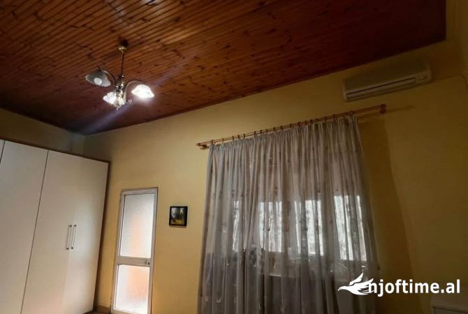 Shtepi me qera Apartament ne Tirane, 2+1, Mobilimi E mobiluar, Pagesa 60,000  Leke.