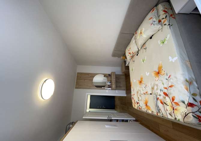 Shtepi me qera 1+1 ne Tirane - 450 Euro